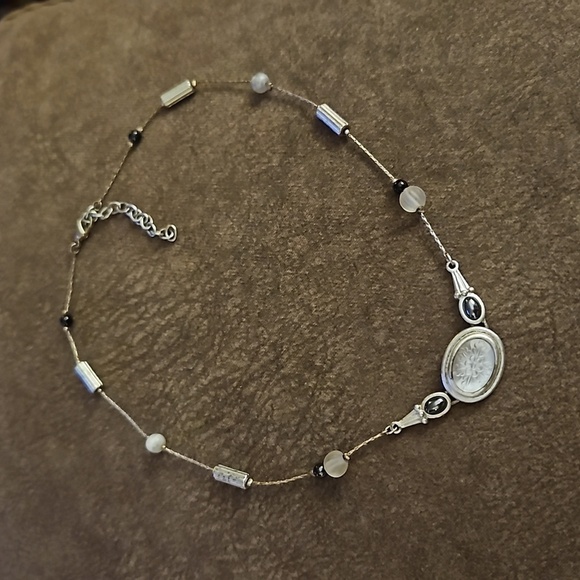 Pewter Hematite Floral Glass Focal Chain Necklace - Picture 2 of 10